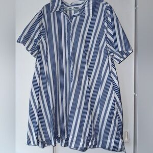 White and blue striped Old Navy shirt dress size XXL